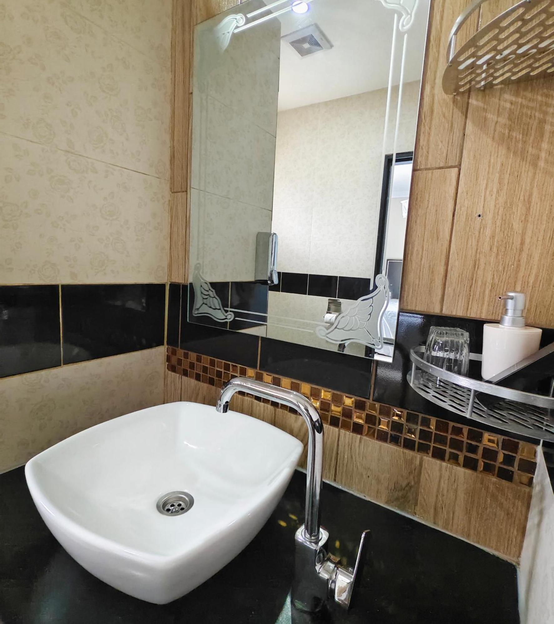 Annavilla7 Lilongwe Hotel Екстер'єр фото