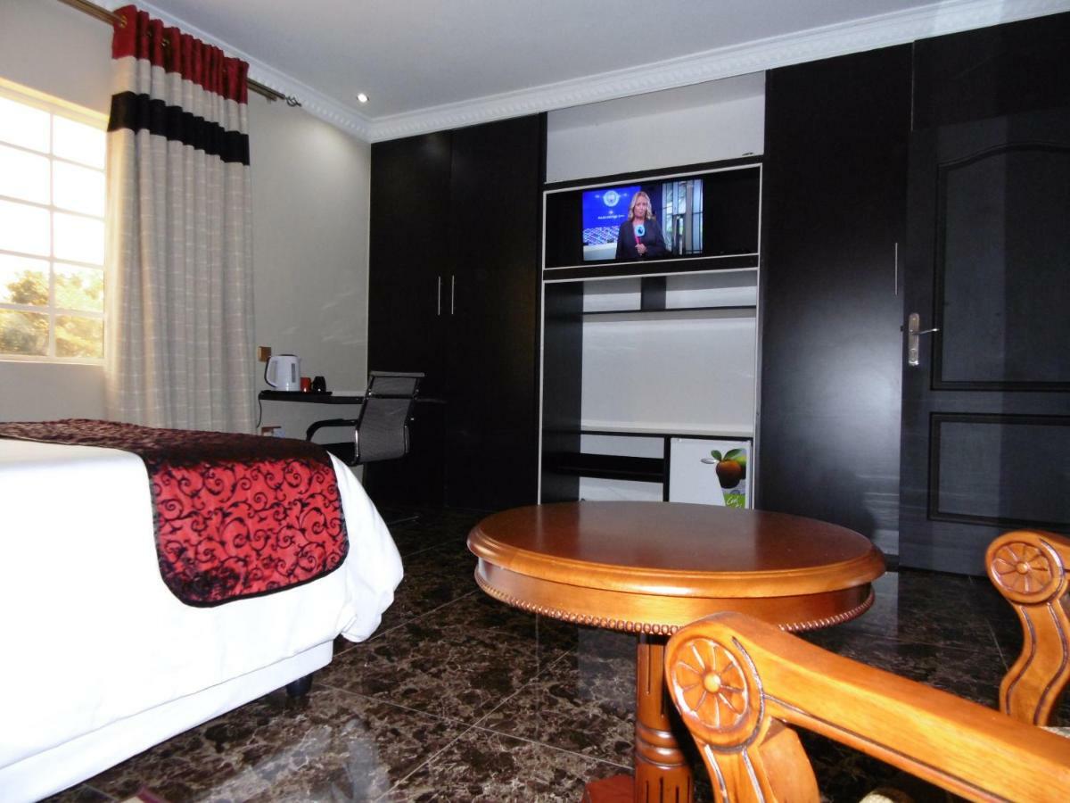 Annavilla7 Lilongwe Hotel Екстер'єр фото